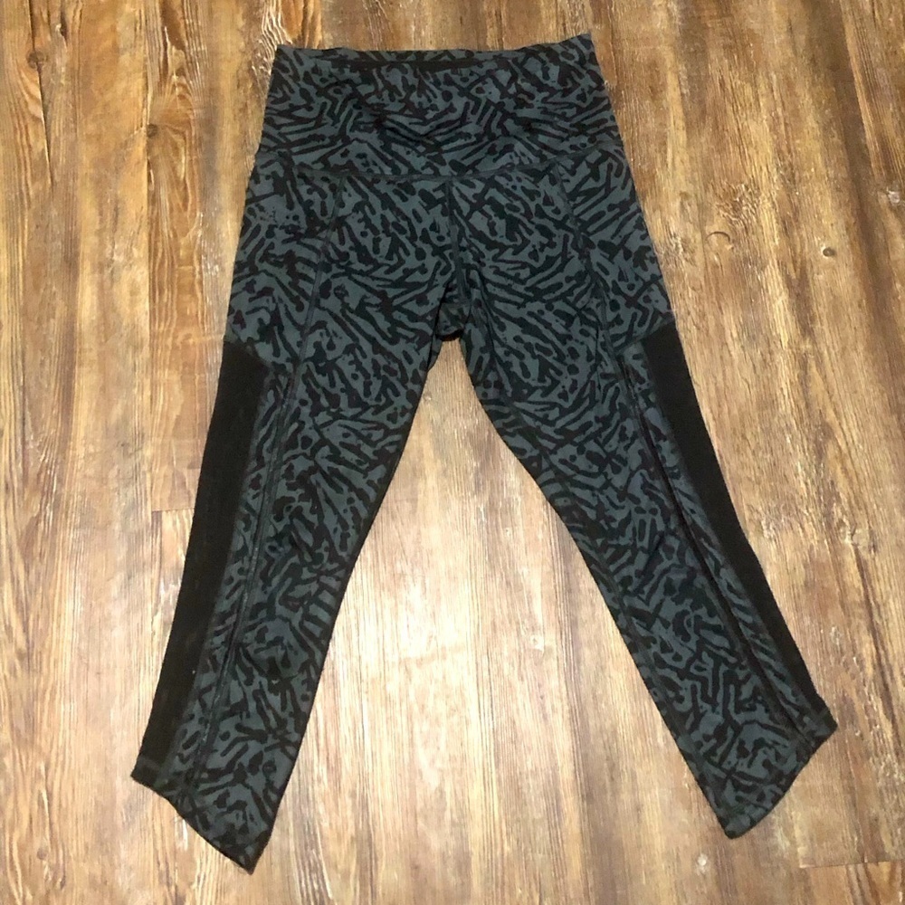 Lululemon Leggings Women's 6 Hot to Street Cropped Ankle Mesh Gym Athletic Pants